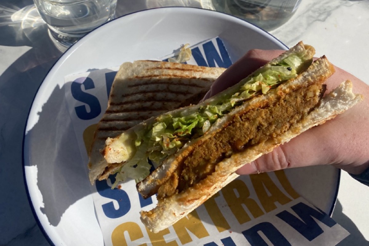 Central Deli: Sammie 2